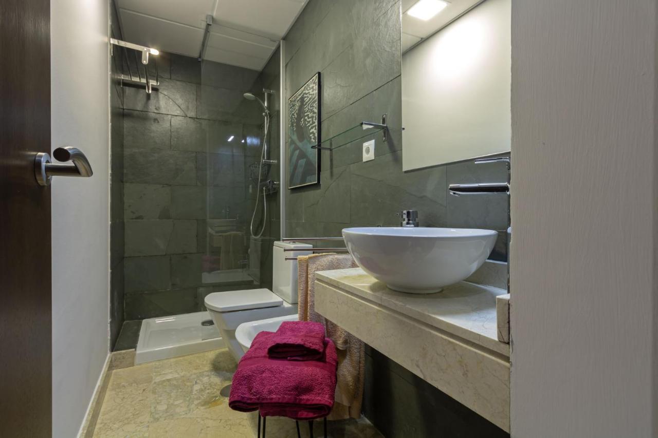 Appartement Alkazar Gardens Old Town 6 Pax à Séville Extérieur photo