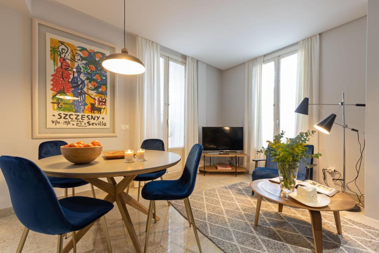 Appartement Alkazar Gardens Old Town 6 Pax à Séville Extérieur photo