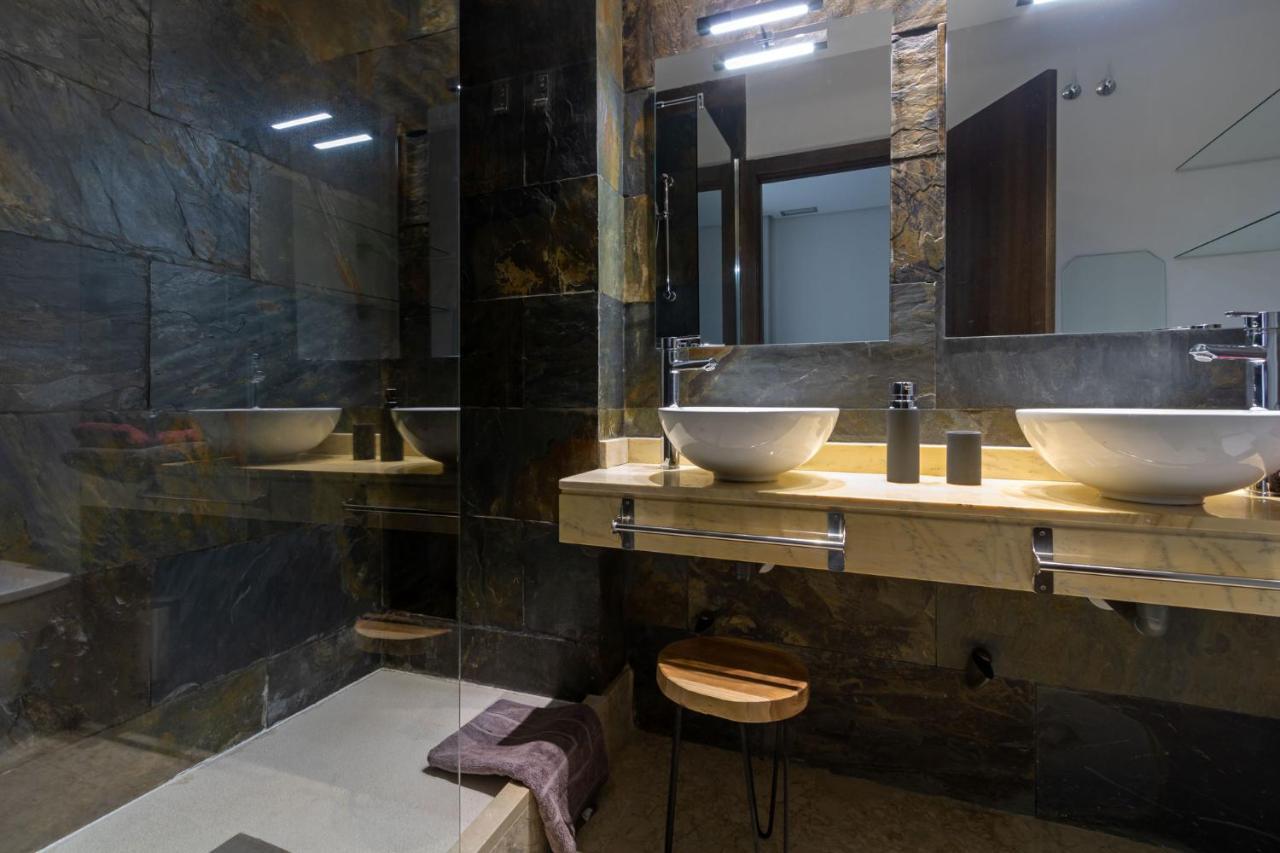Appartement Alkazar Gardens Old Town 6 Pax à Séville Extérieur photo